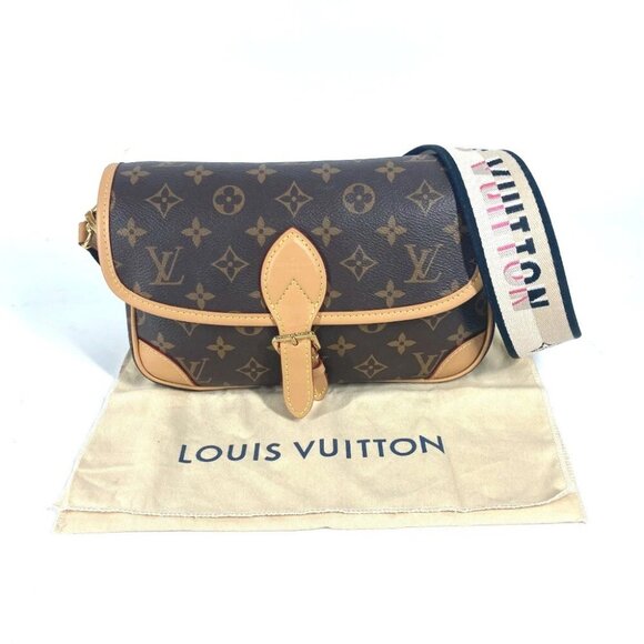 LOUIS VUITTON M45985 Monogram Diane NM PM Pochette Crossbody Shoulder Bag - Picture 1 of 14